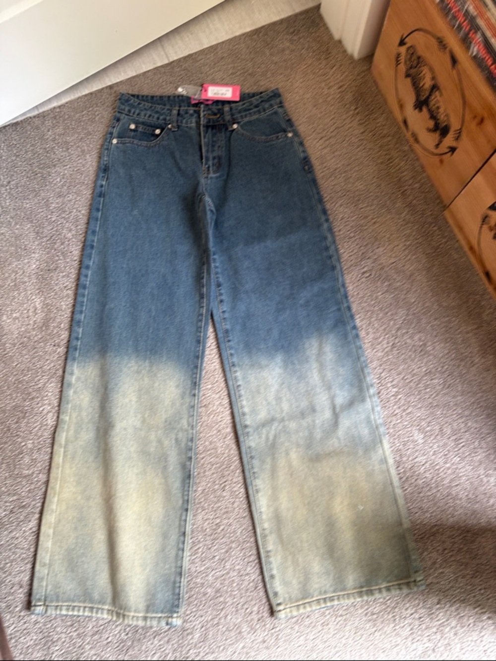 Edikted Two-Tone Mud Wash  Wide Leg Jeans NWT this xs fits a 25!